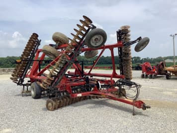 Main image Case IH 335VT